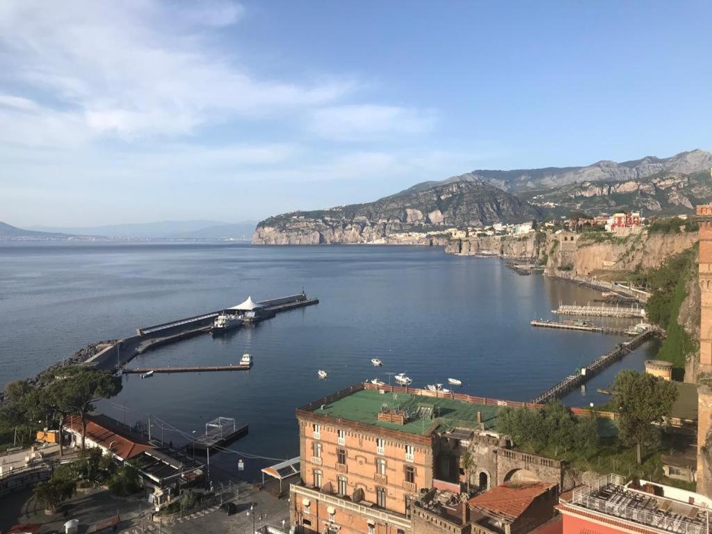 The House Of Peppe&Luisa Apartment Sorrento Exterior photo
